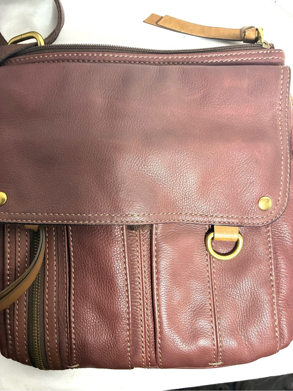 Fossil Morgan Traveler Brown Leather Messenger Crossbody Bag Key Charm - Picture 6 of 16